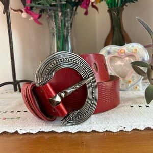 Vintage Boho Western Red Belt w Chunky Silver Buckle